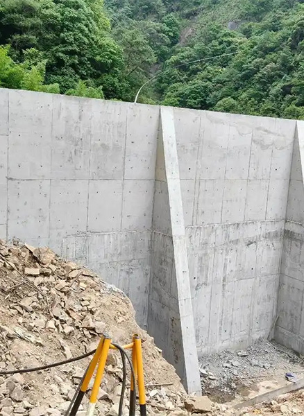 亳州蒙城县重力式挡土墙